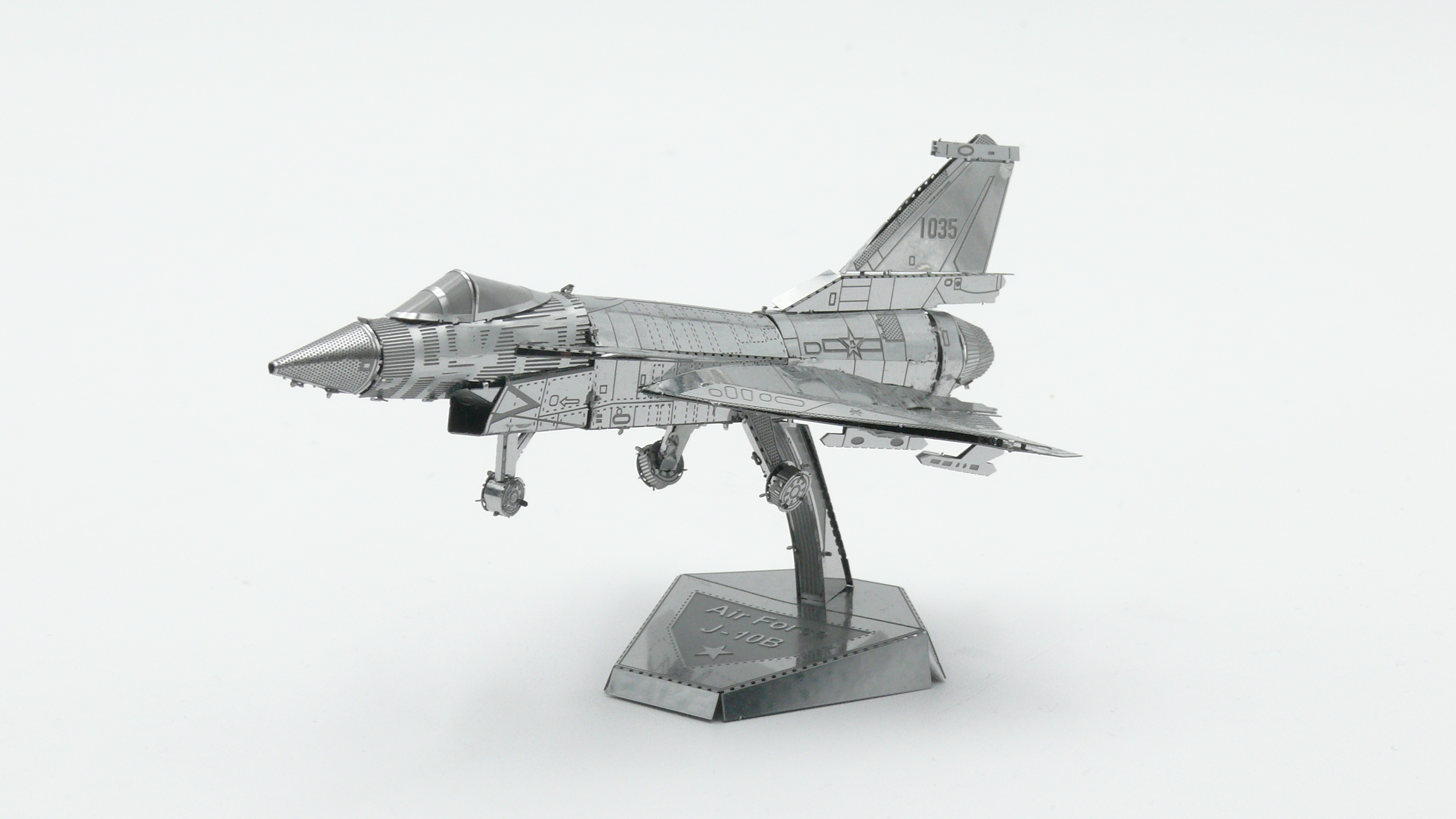 Metallbausatz Air Force J-10B