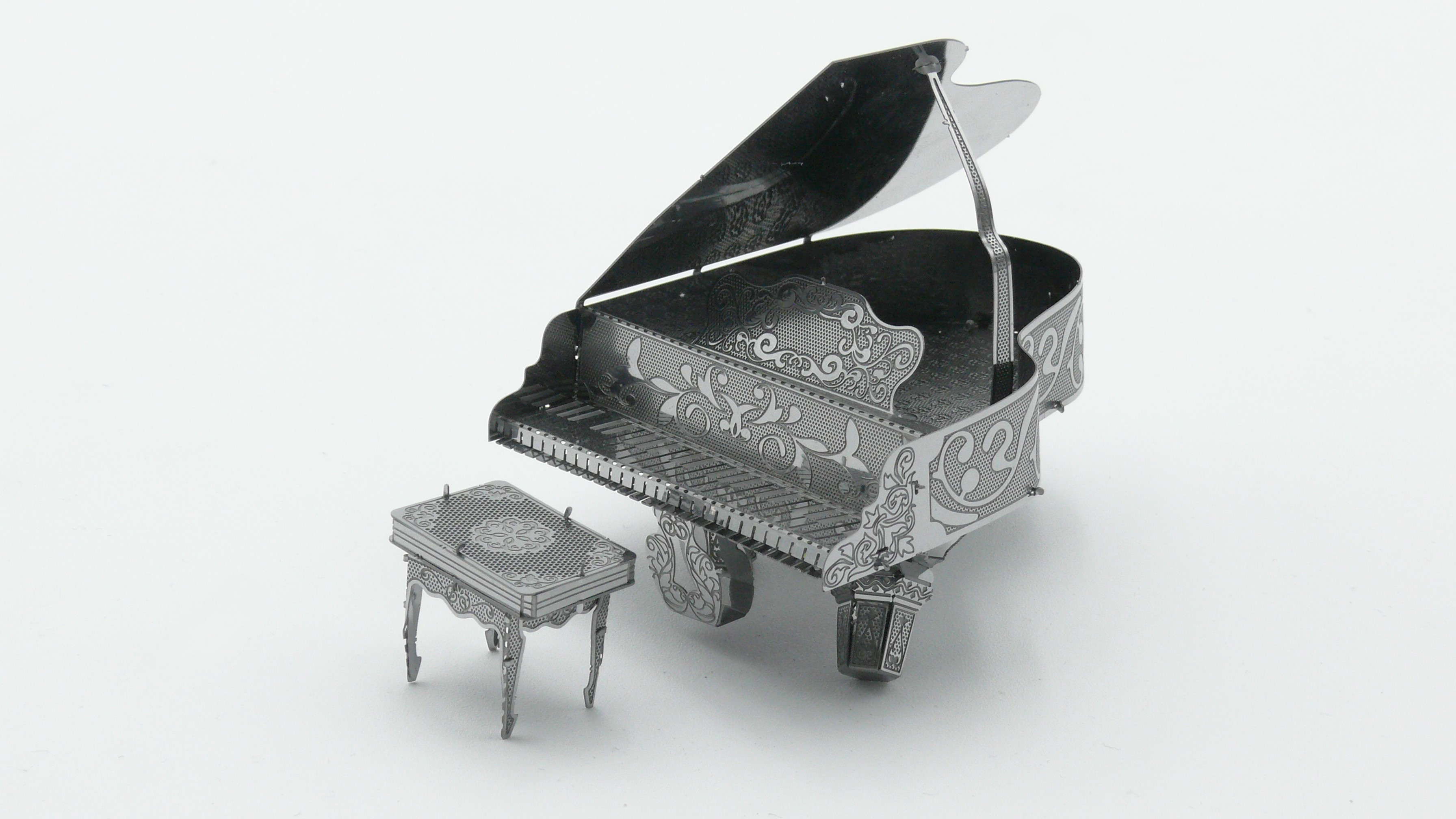 Metallbausatz Flügel Piano
