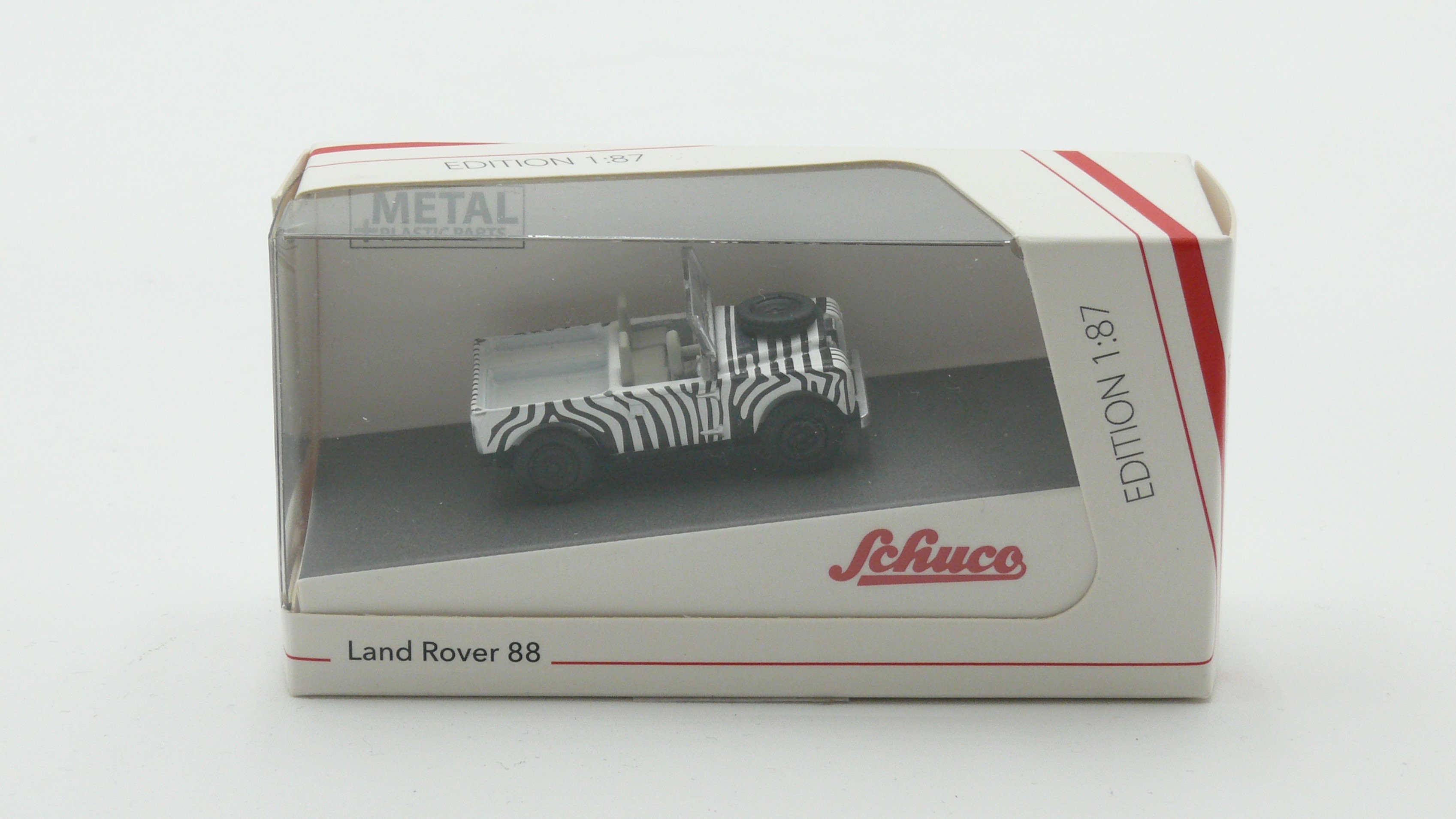 Schuco 26517 Land Rover 88 (Freunde)