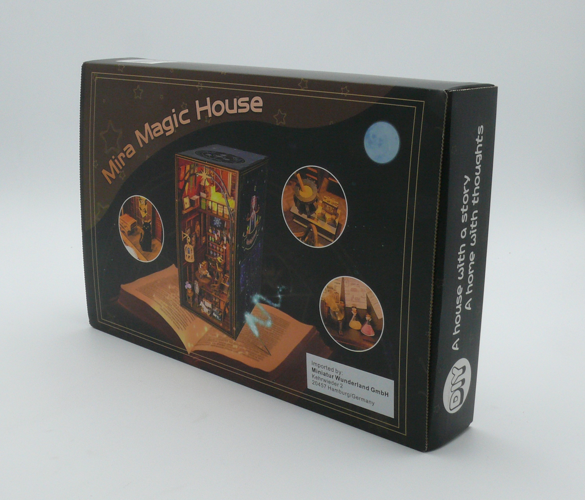 Holzbausatz / Book Nook - Mira Magic House (Freunde)