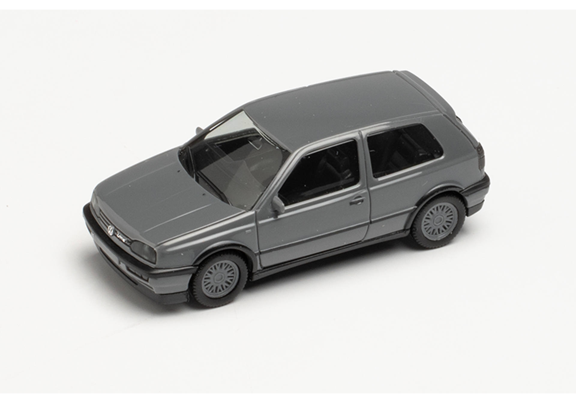 Herpa 024075-002 VW Golf III VR6 nardograu Modellfahrzeug H0 1:87 Herpa 024075-002 VW Golf III VR6 nardograu Modellfahrzeug H0 1:87