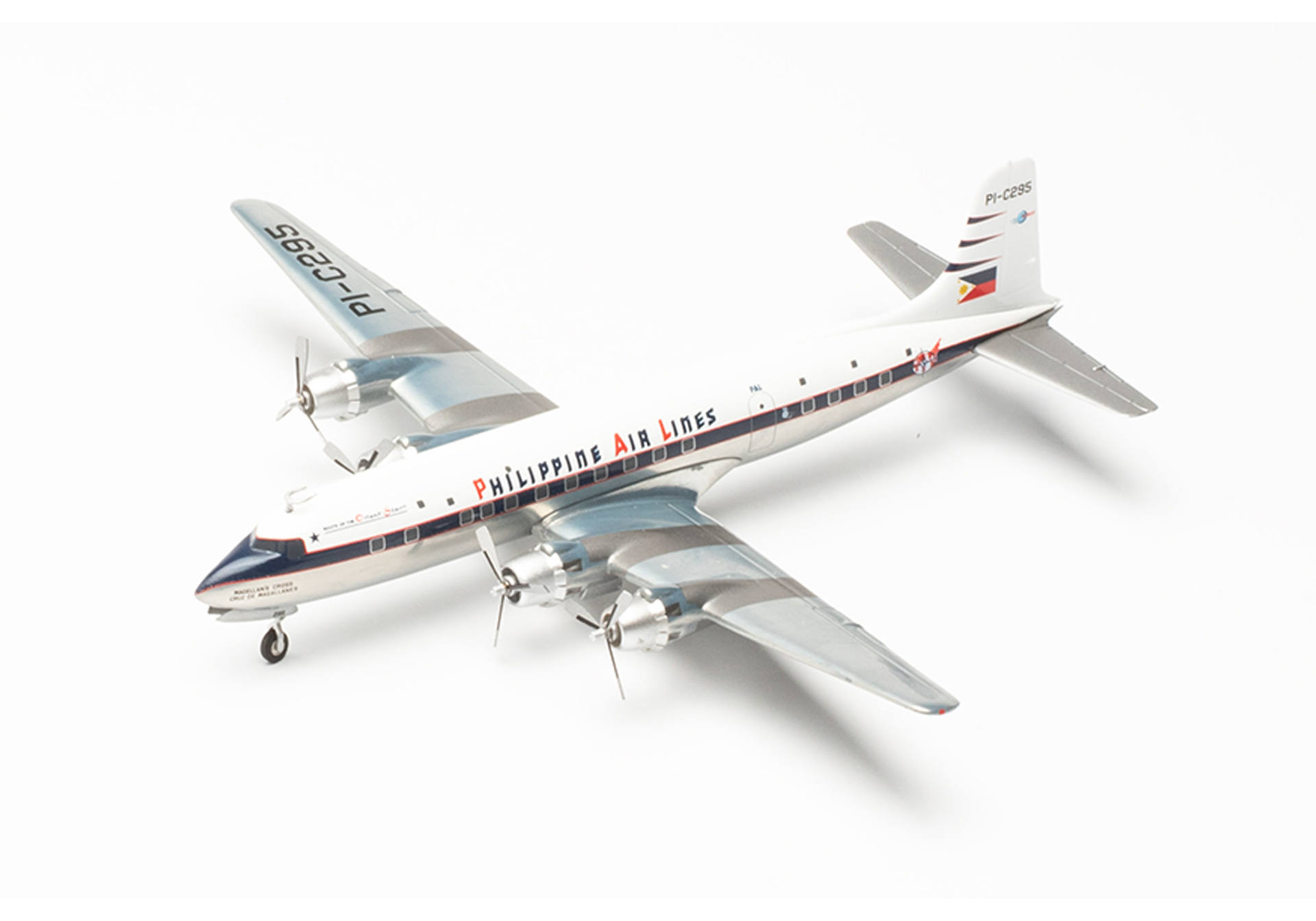 Herpa 572545 Philippine Air Lines Douglas DC-6B - PI-C295 „Magellan’s Cross / Cruz de Magallanes“ 1:200