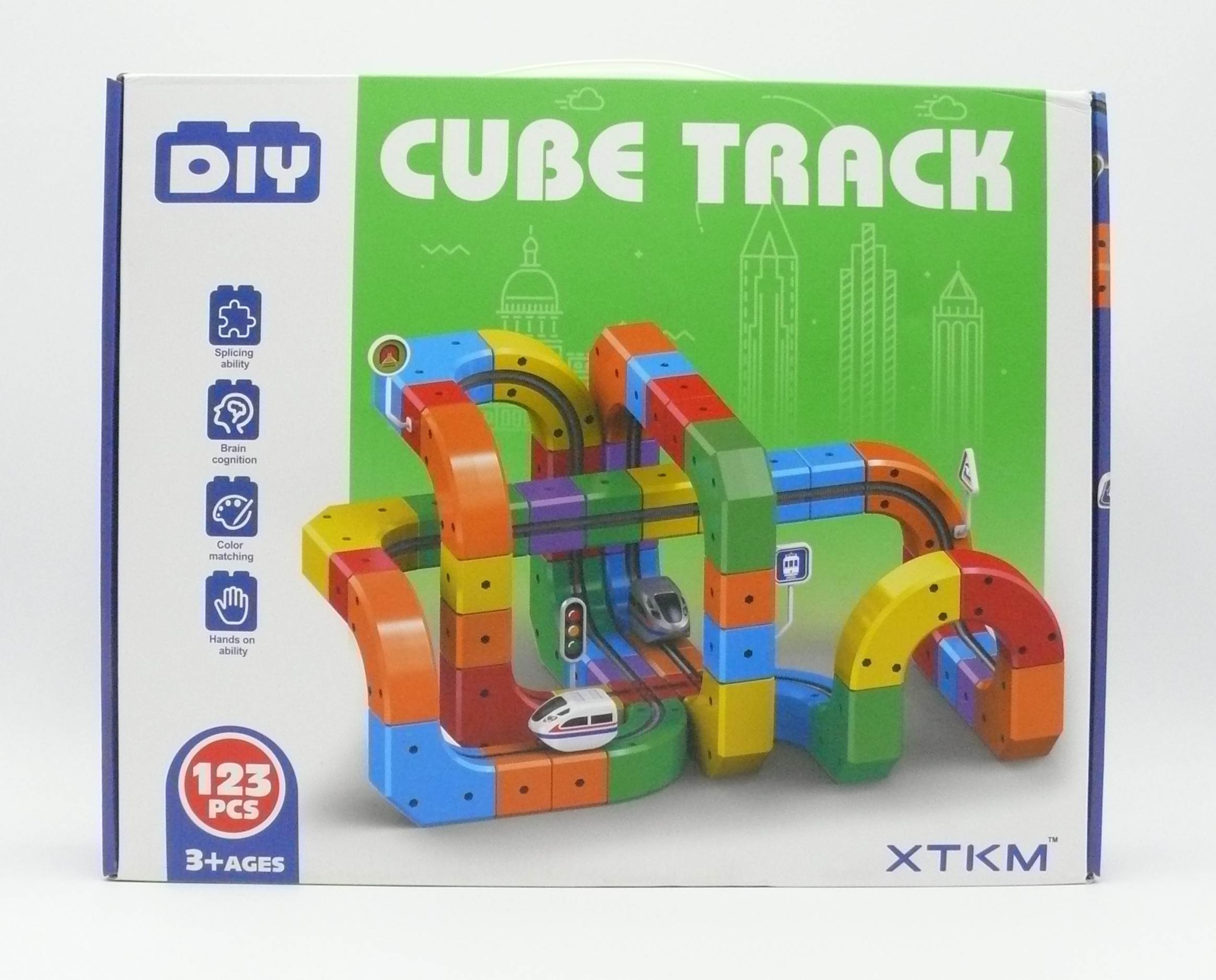 Train Play Set with 3D Tracks
