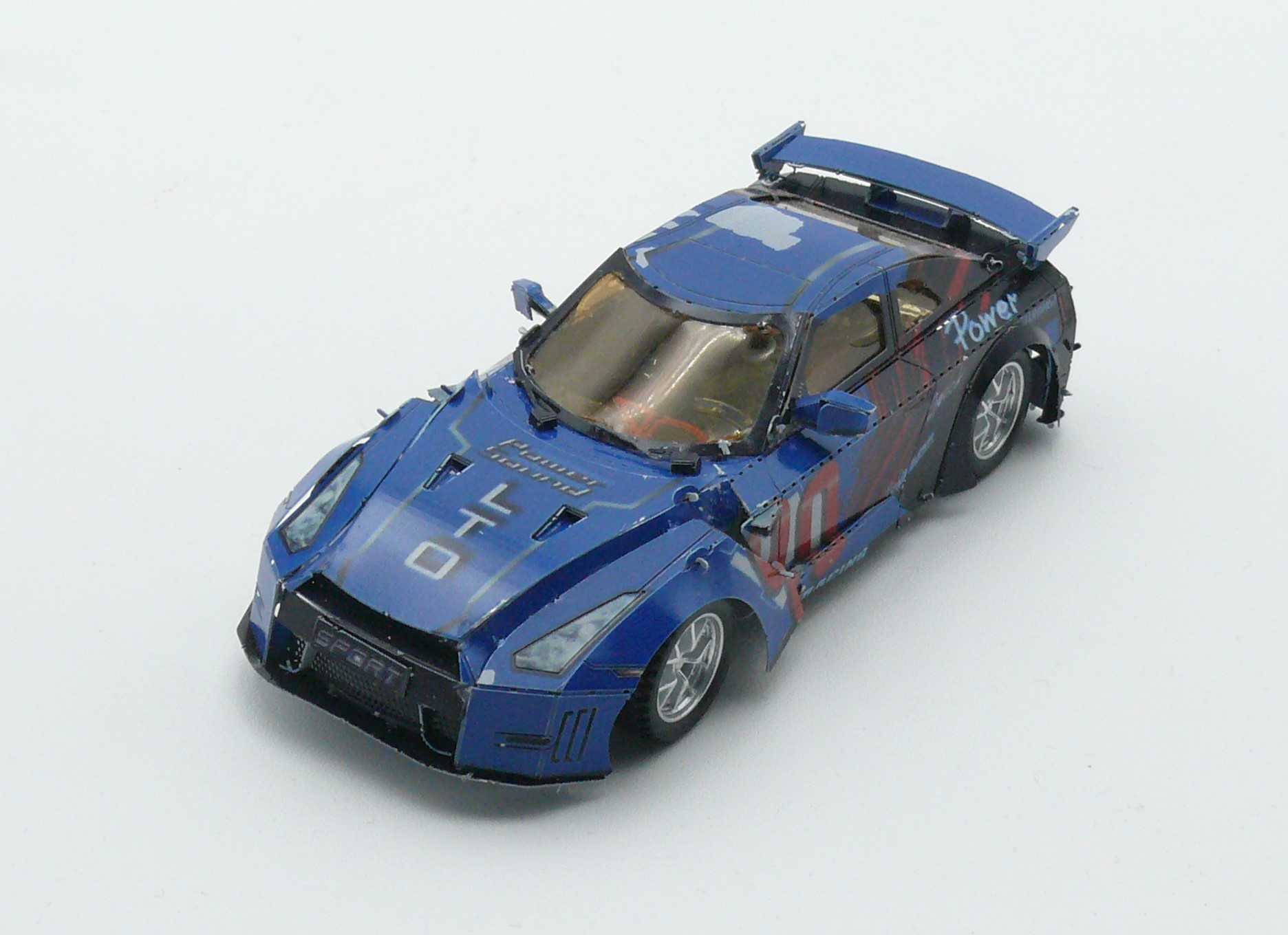 Metallbausatz GTR 1:43 farbig