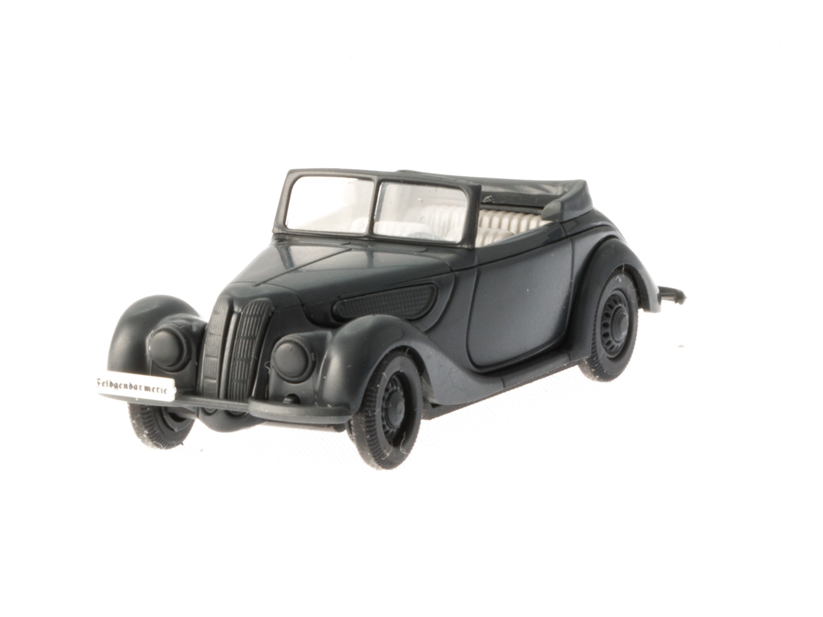 Busch 40253 BMW 327 Cabrio "Feldgendarmerie" Busch 40253 BMW 327 Cabrio "Feldgendarmerie"