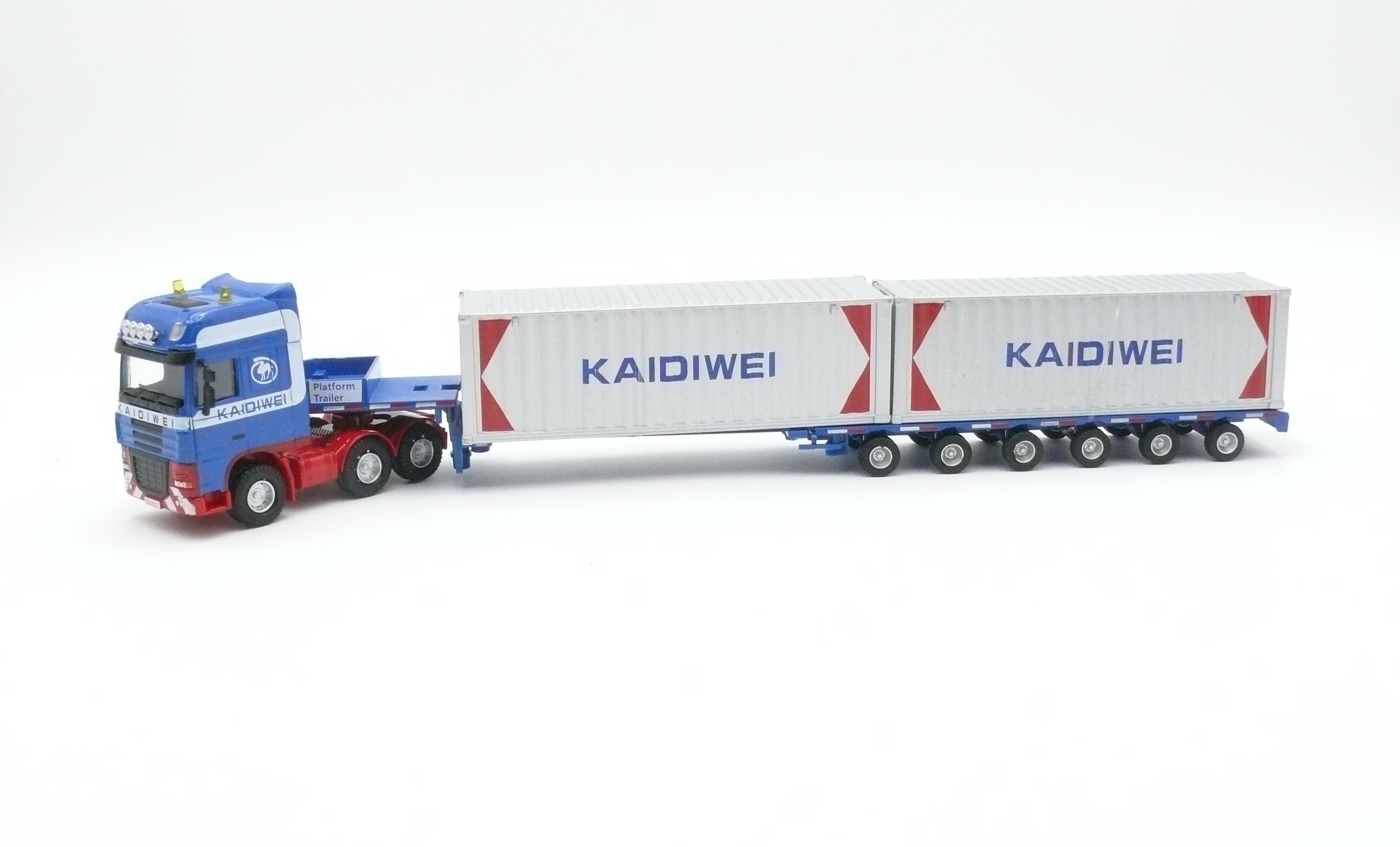 Modellauto - LKW mit 2 Metallcontainer 1:54