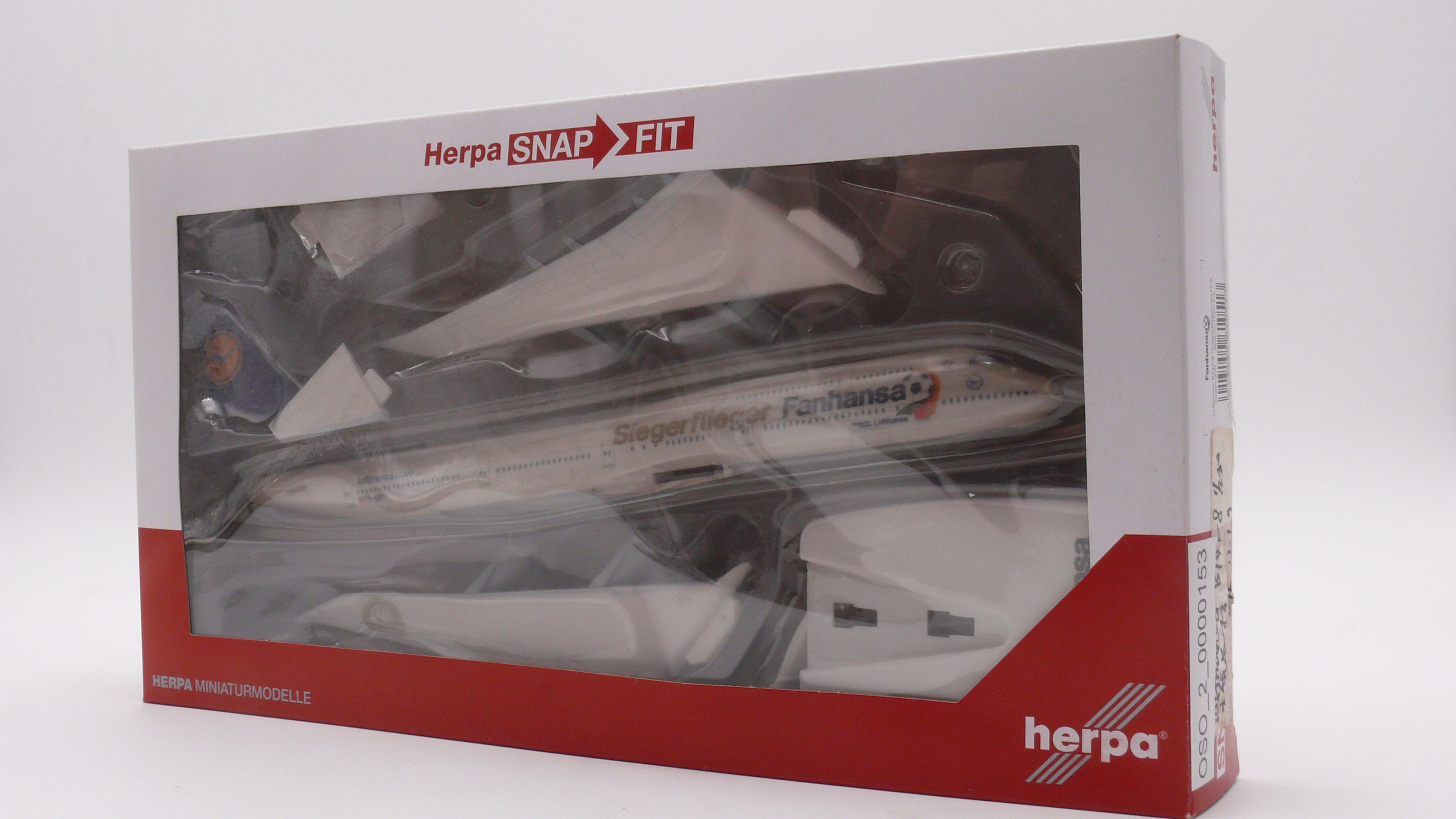 Herpa 610513 Boeing 747-8 Lufthansa "Siegerflieger" D-ABYI 1:250