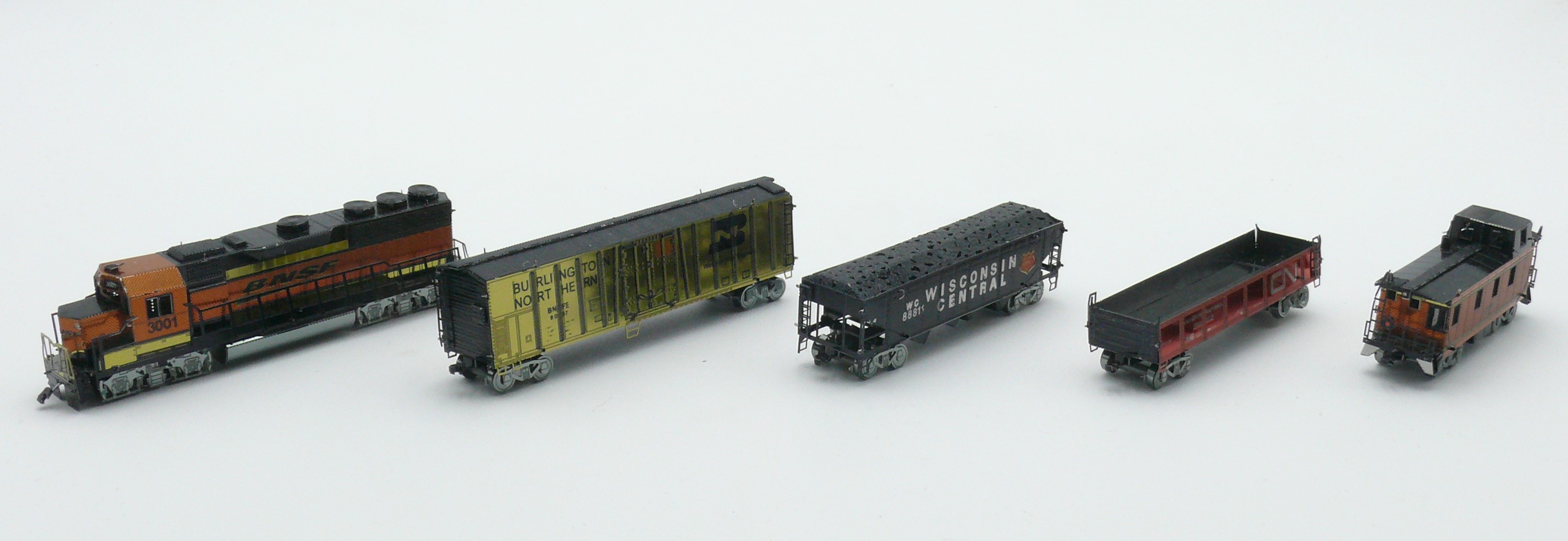 Metallbausatz Zug USA mit 3 Waggons (Freunde)