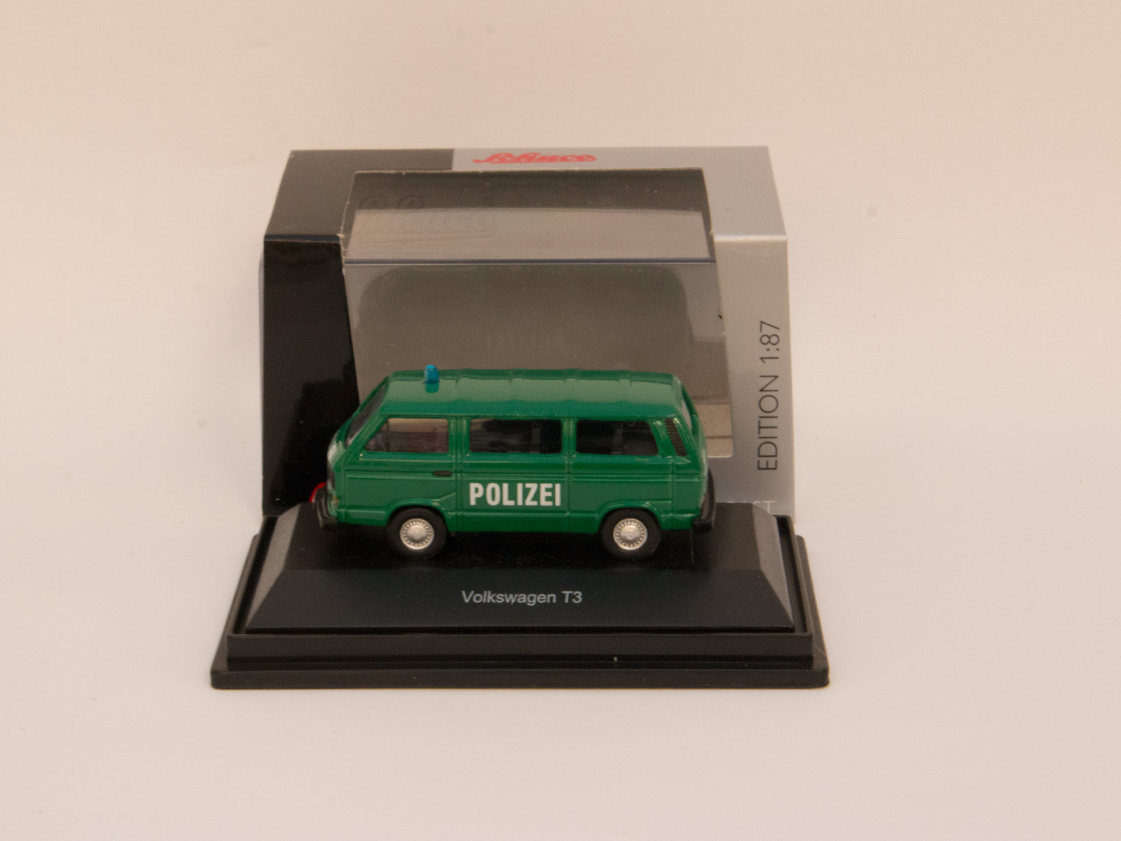 Schuco 26069 VW T3 Bus Polizei (R9+12) Schuco 26069 VW T3 Bus Polizei (R9+12)
