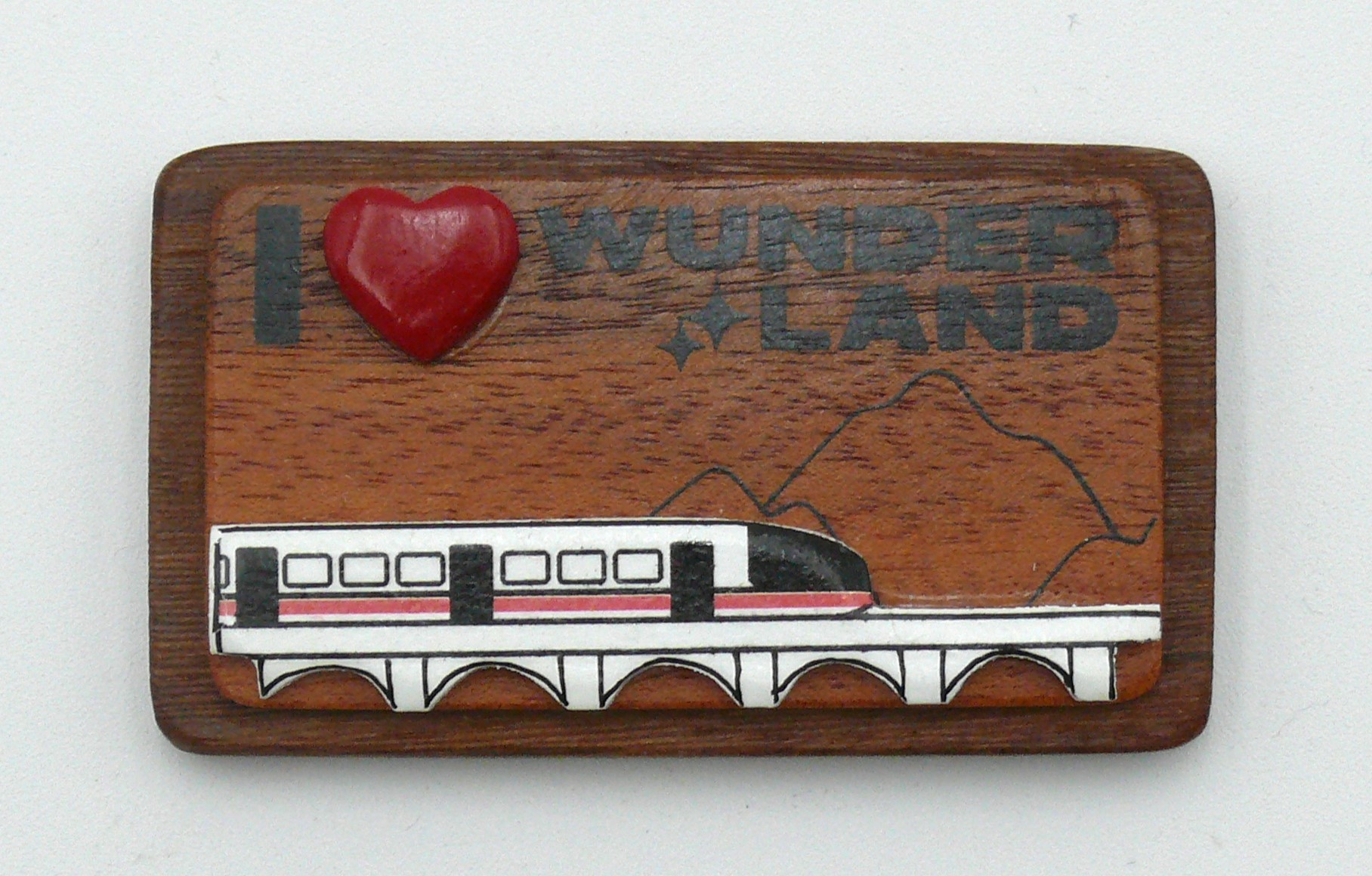 Wooden magnet “I love Wunderland”