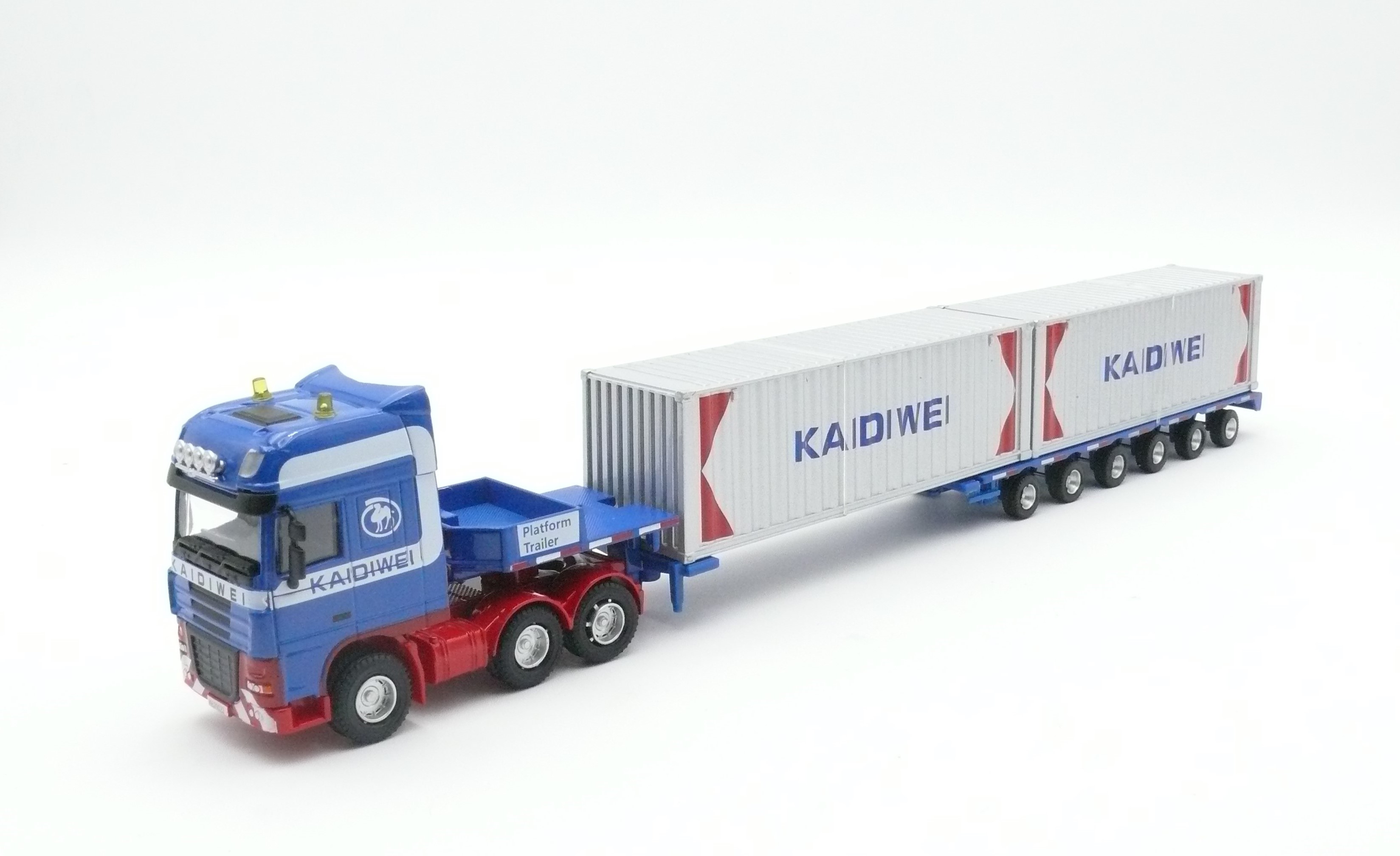 Modellauto - LKW mit 2 Metallcontainer 1:54