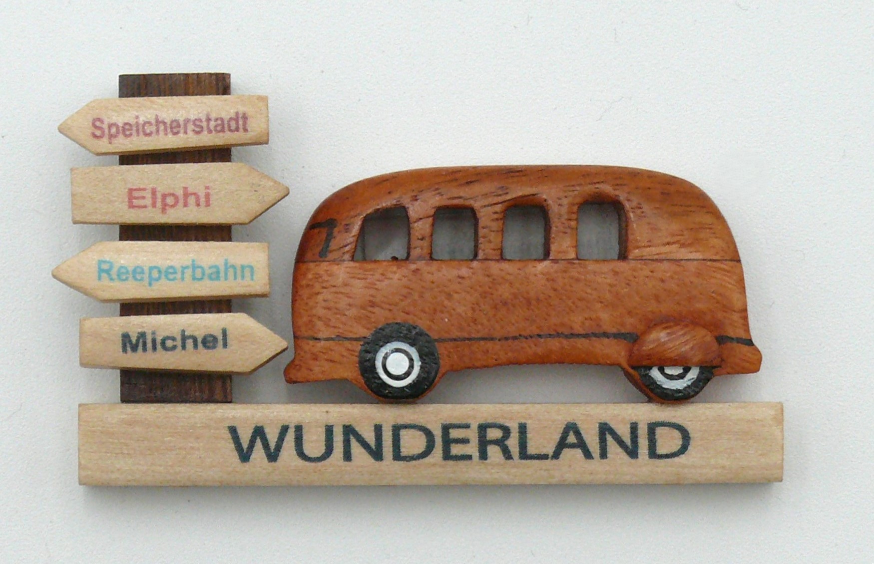 Wooden magnet “Car with signposts”