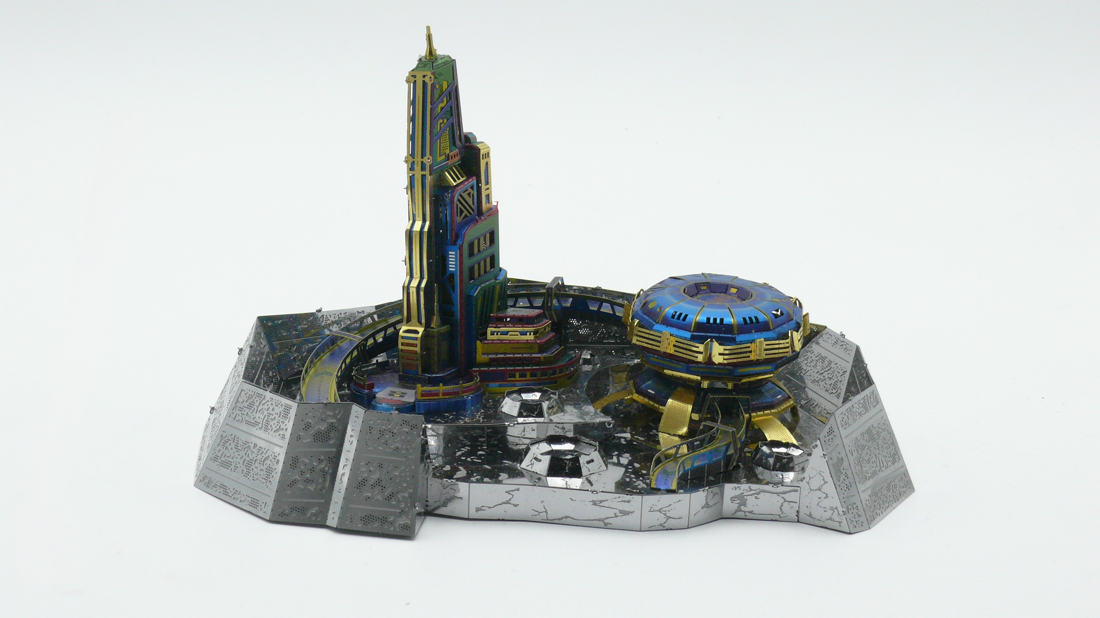 Metallbausatz Mondstation (farbig)