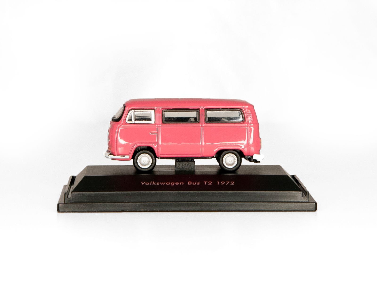 Welly 73112SW VW Bus T2 Pink - Wunderland Exklusiv Welly 73112SW VW Bus T2 Pink - Wunderland Exklusiv