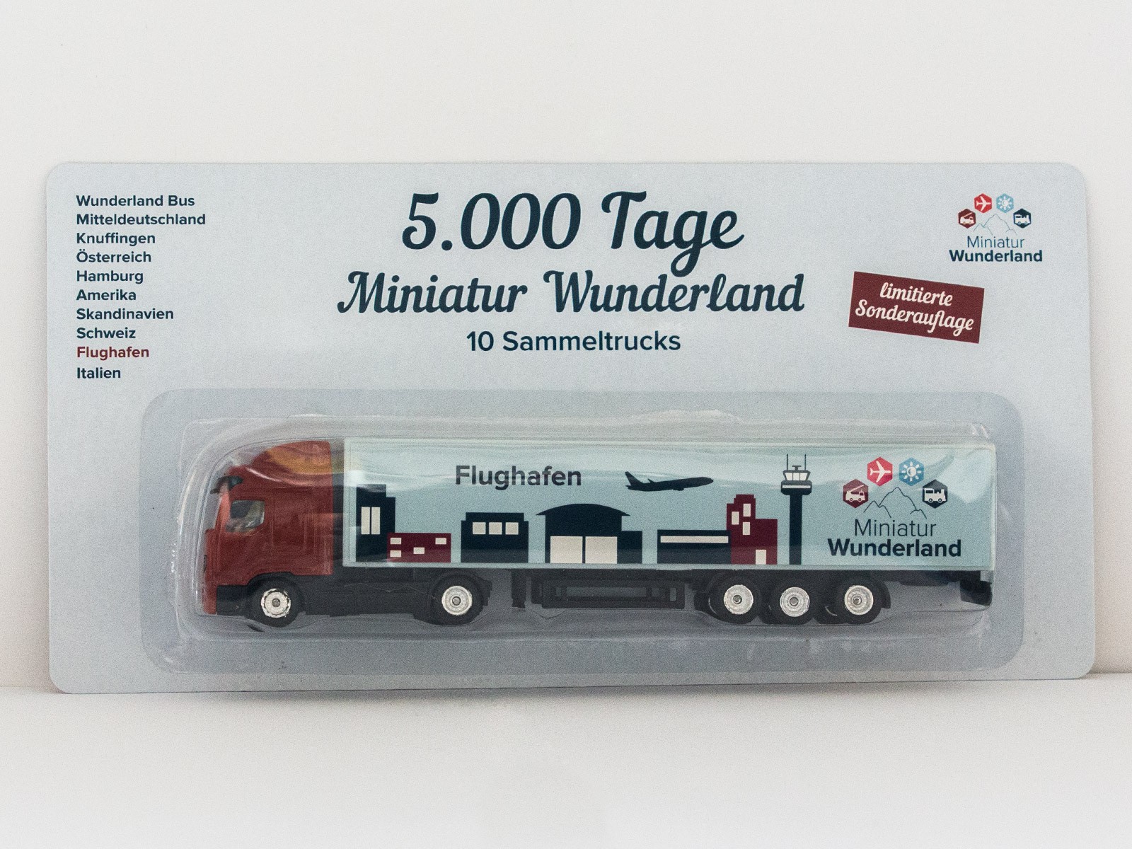 Truck "5000 Tage Wunderland" - Flughafen