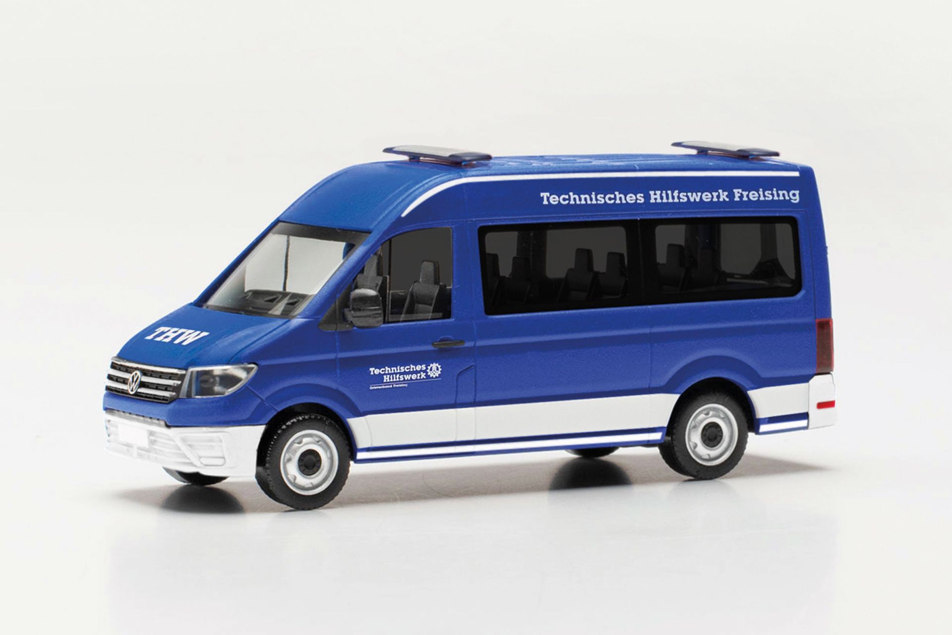 Herpa 097369 VW Crafter Bus HD "MTW Jugend THW Freising" H0 1:87