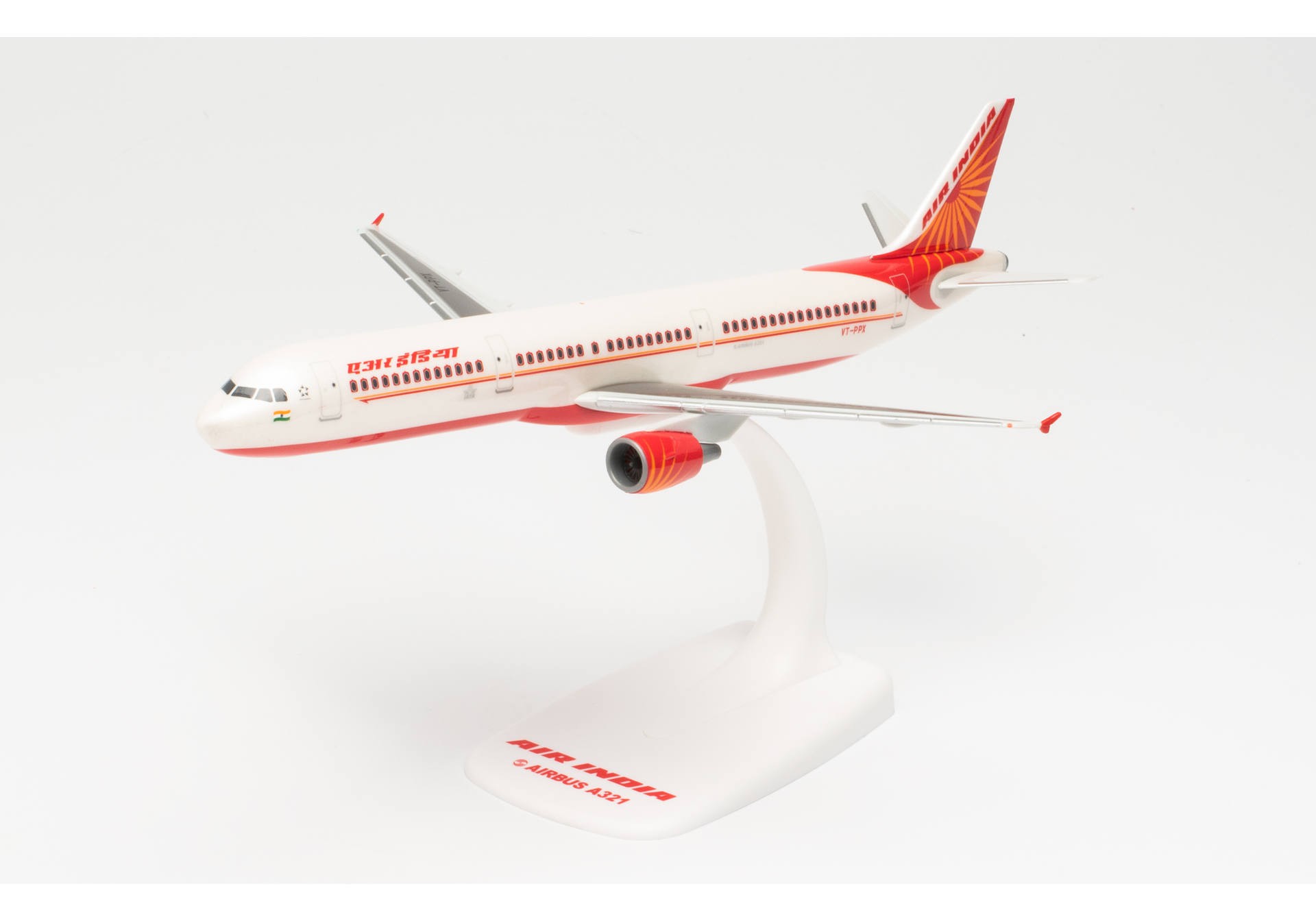 Herpa Wings 613415 Air India Airbus A321-200 VT-PPX Snap-Fit Modellflugzeug 1:200
