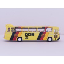 Schuco 452615800  MB O 302 Bus "WM 1974 DDR"