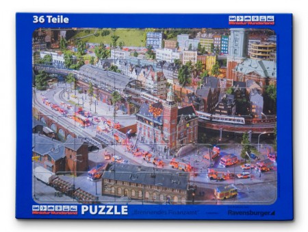 Puzzle "Brennendes Finanzamt" 36 Teile 