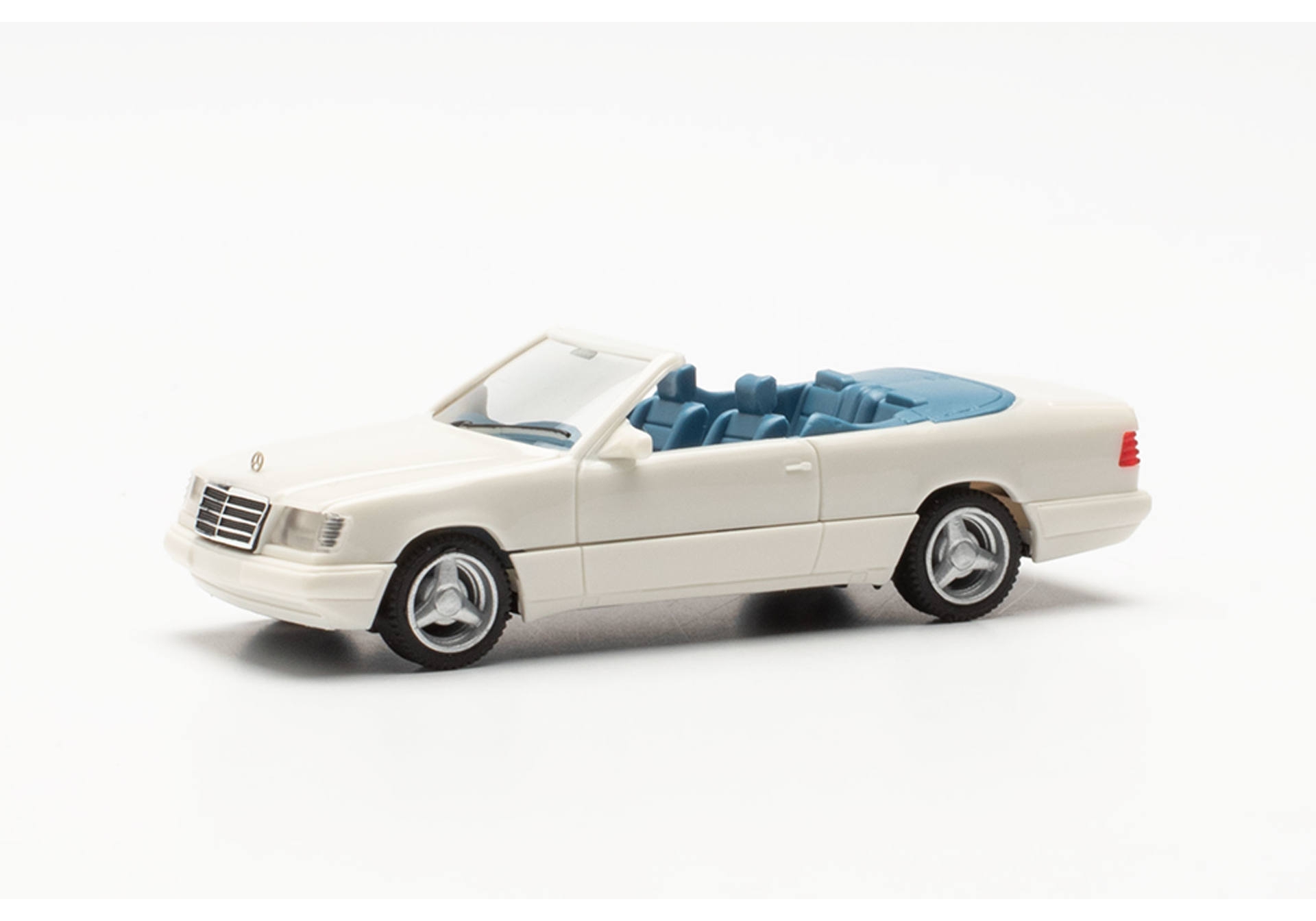 Herpa 420990 MB 320CE-24 Cabrio weiß Modellfahrzeug H0 1:87 Herpa 420990 MB 320CE-24 Cabrio weiß Modellfahrzeug H0 1:87