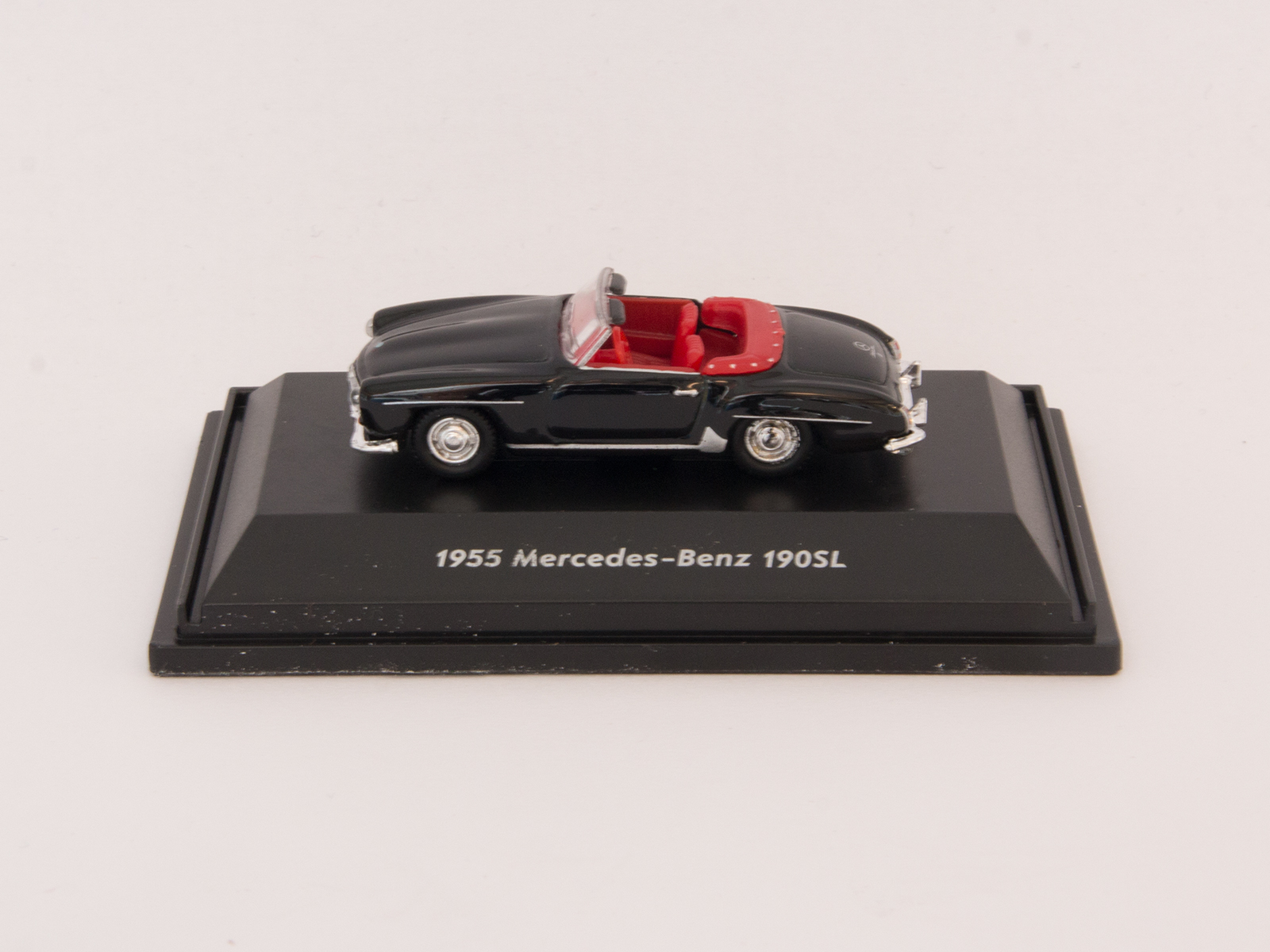 Welly H0 73119 Mercedes-Benz  190SL von 1955 (schwarz) Welly H0 73119 Mercedes-Benz  190SL von 1955 (schwarz)