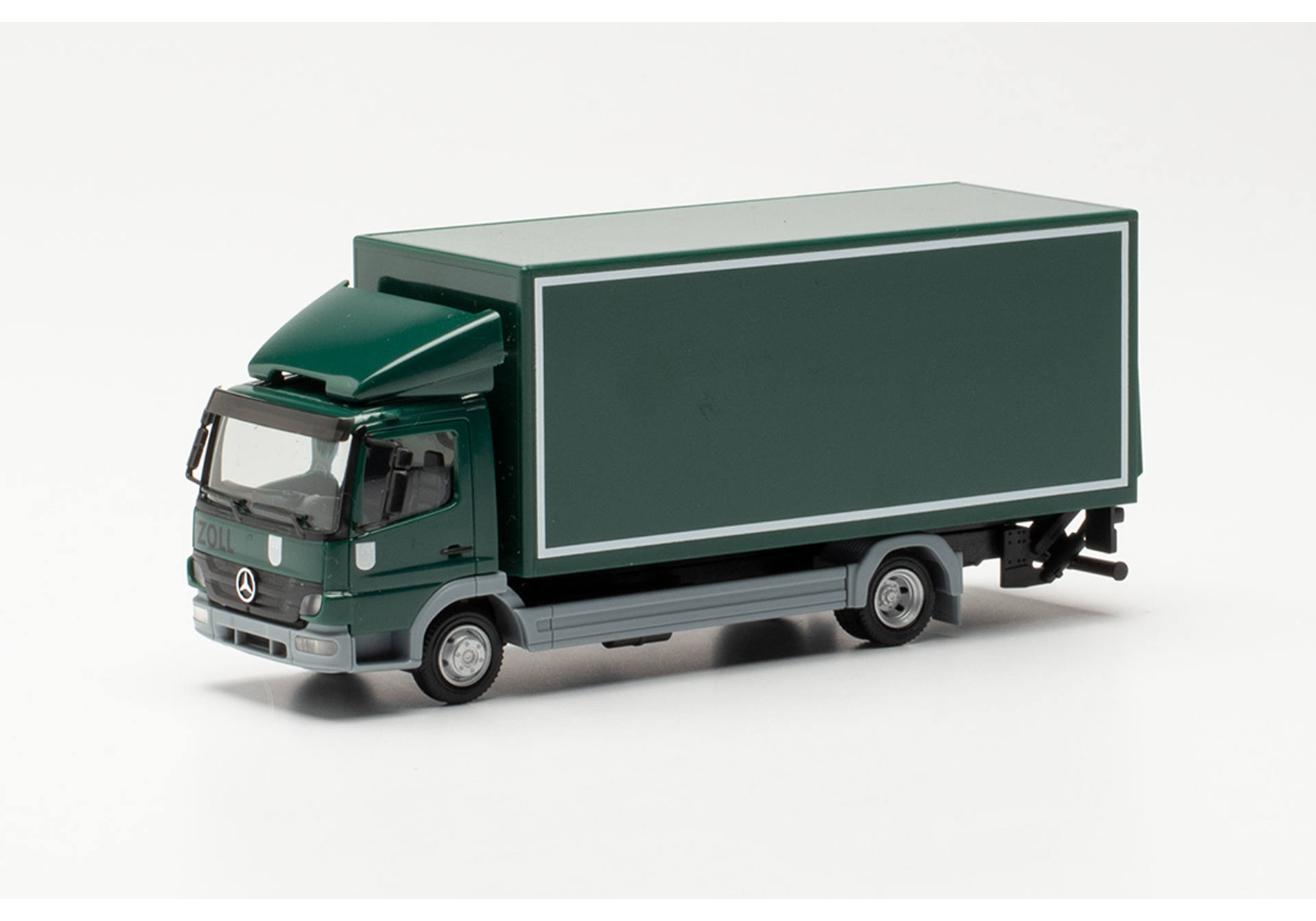 Herpa 096645 MB Atego Koffer-LKW mit LBW Zoll Modellfahrzeug H0 1:87