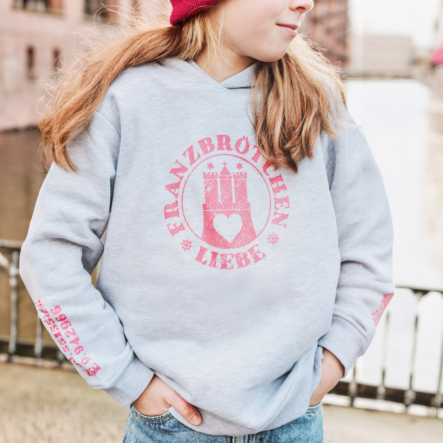 Franzbrötchenliebe Hoodie Kids - Gray Morn mélange mit pinkem Print Franzbrötchenliebe Hoodie Kids - Gray Morn mélange mit pinkem Print