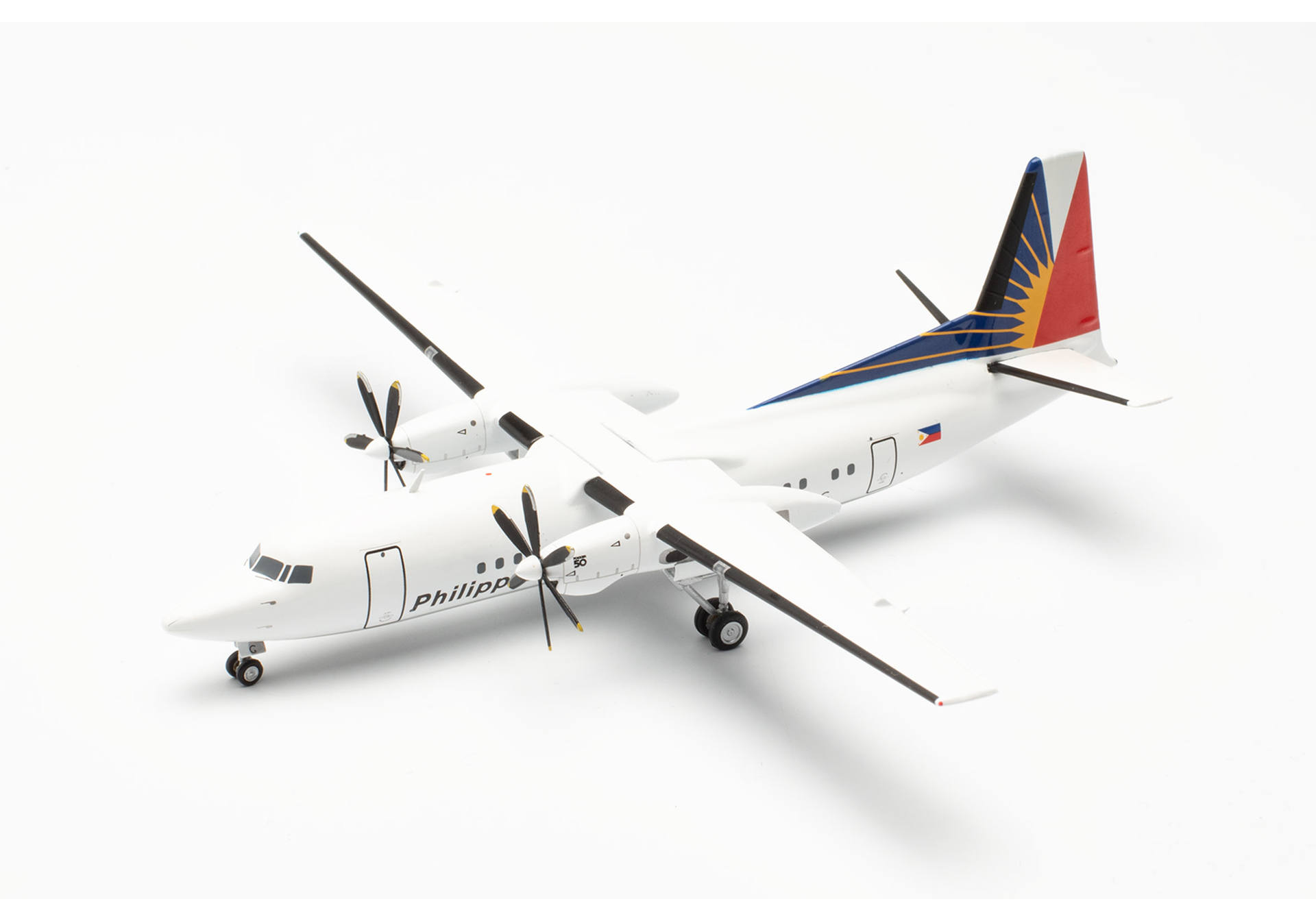 Herpa 572811 Philippine Airlines Fokker 50 – PH-PRG 1:200